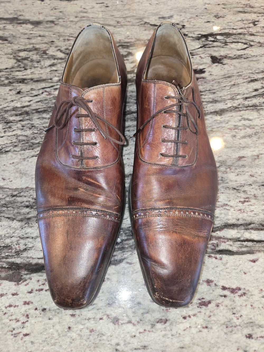 Magnanni Men's Brown Leather Cap-Toe Oxfords